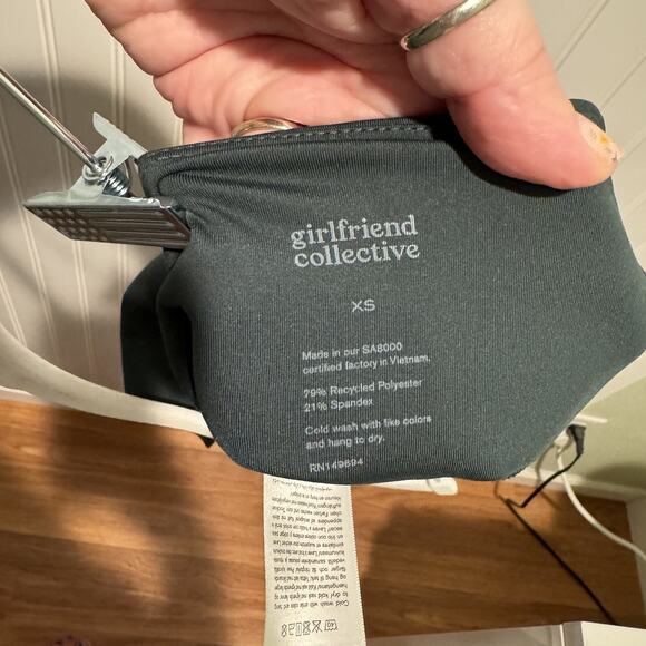 Girlfriend Collective High Rise Bike Shorts Moss Green NEW Size XS - Picture 7 of 7